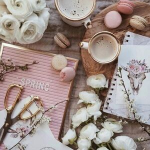 Shipping label for @tributen25